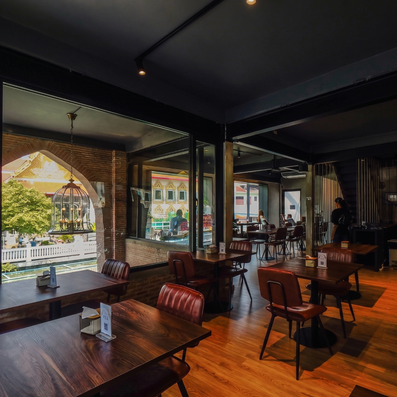 Hidden Bangkok Bistro 1